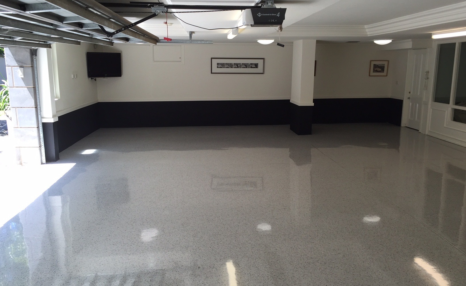 epoxy flooring coating dubai 9 1