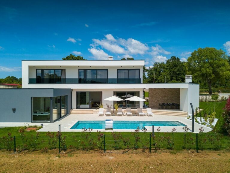 Villa Painting Services 1 villa painting renovation dubai 1